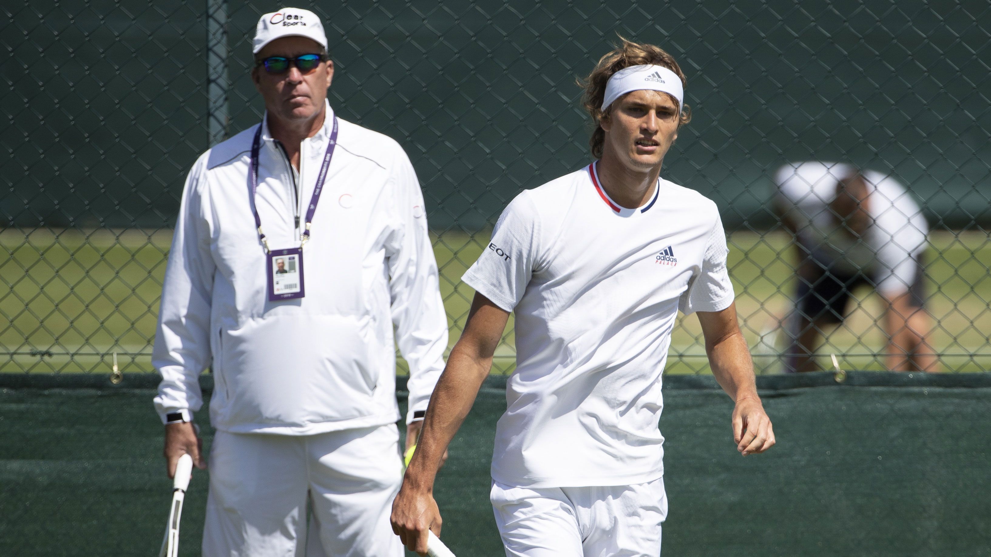 Ivan Lendl watches Alexander Zverev train.