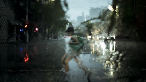 28/01/22 De fortes pluies et des orages ont frappé le CBD de Melbourne vers 15 heures aujourd'hui.  Photo de Chris Hopkins