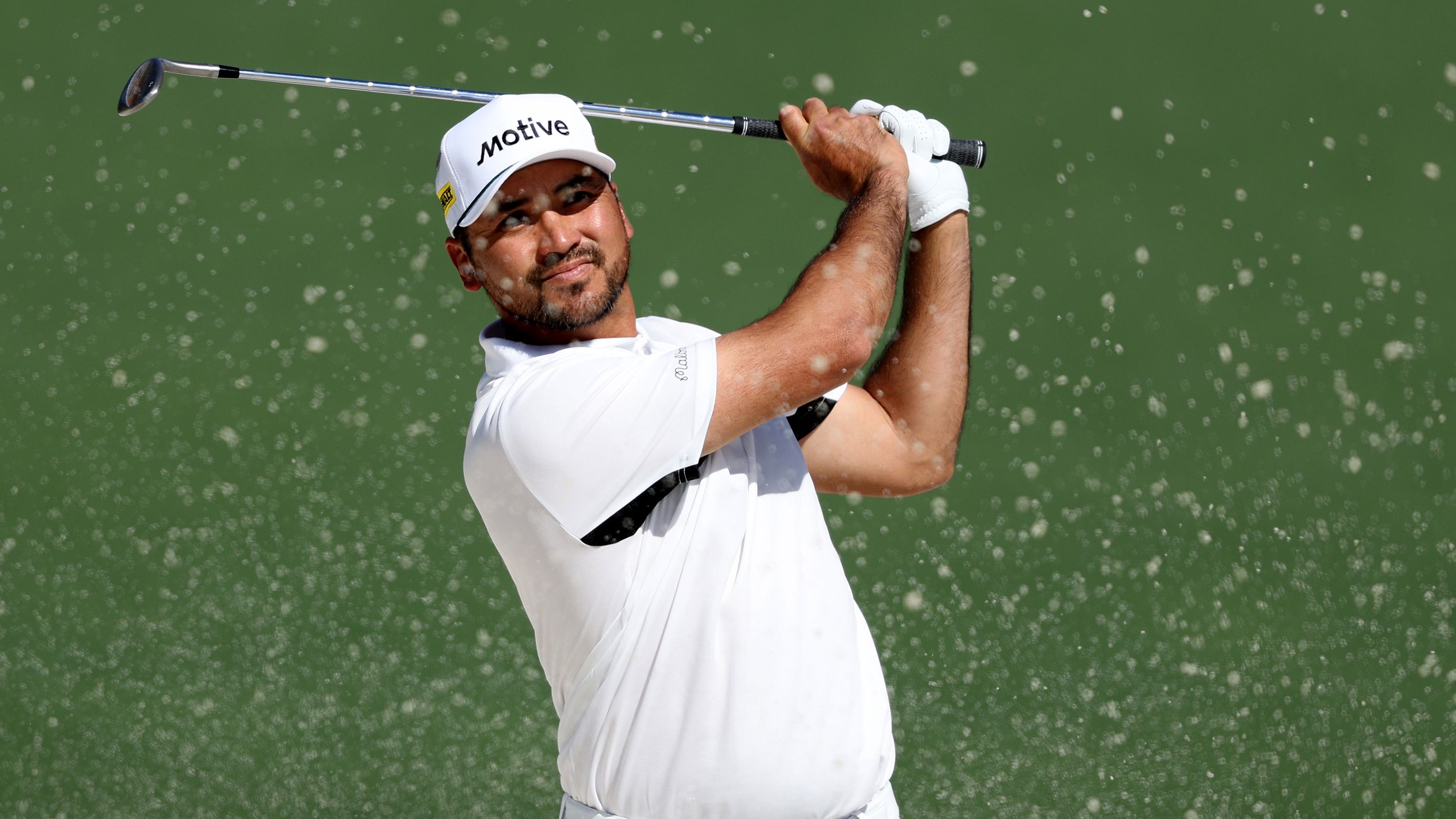  Jason Day of Australia plays his shot from the bunker on the second hole during the final round of the 2024 Masters Tournament. (Photo by Warren Little/Getty Images)