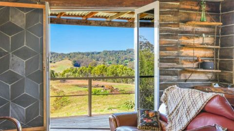 rural nsw home for sale with its own aircraft landing strip domain