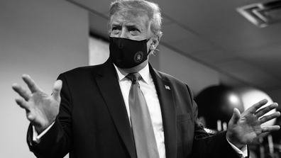 Donald Trump wears mask on Twitter
