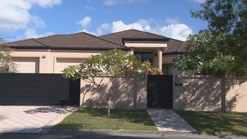 Detectives believe a man&#x27;s body may have been left in a Gold Coast home for two years after finding the &quot;mummified&quot; remains last month.