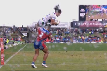 Dallin Watene-Zelezniak was denied a penalty try despite the Bunker ruling he&#x27;d been tackled in mid-air by Greg Marzhew.