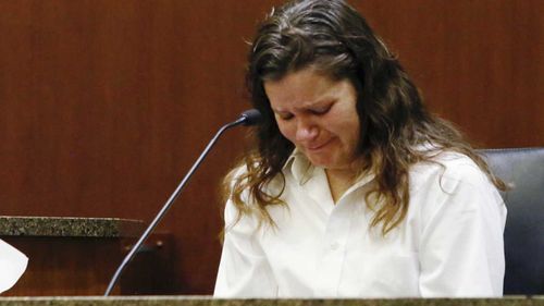 Brooke Crews weeps on the stand.