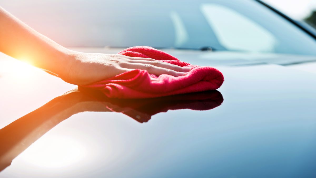 Car cleaning hack: Woman's quick and easy car scratch removal hack