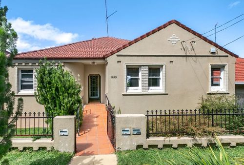 $1m in Maroubra, Sydney also buys you a two bedder, with a small courtyard.