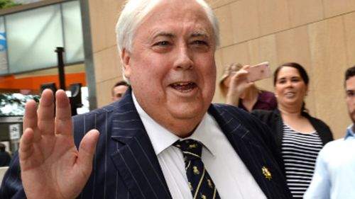 Clive Palmer says he is taking PM Turnbull to court over Queensland Nickel collapse