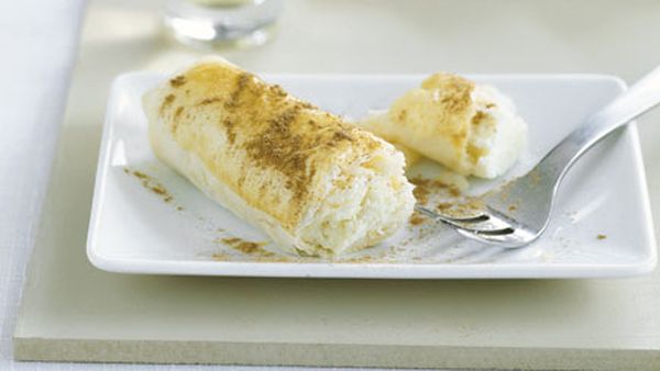 Flogeres (Sweet cheese filo rolls)