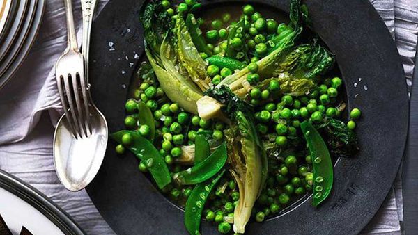 Braised lettuce and peas