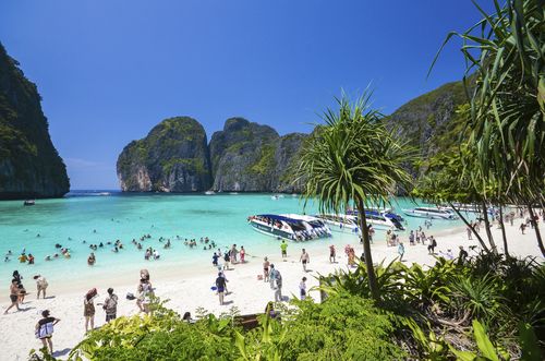 Maya Bay was made famous in the 2000 film The Beach starring Leonardo DiCaprio. (AAP)