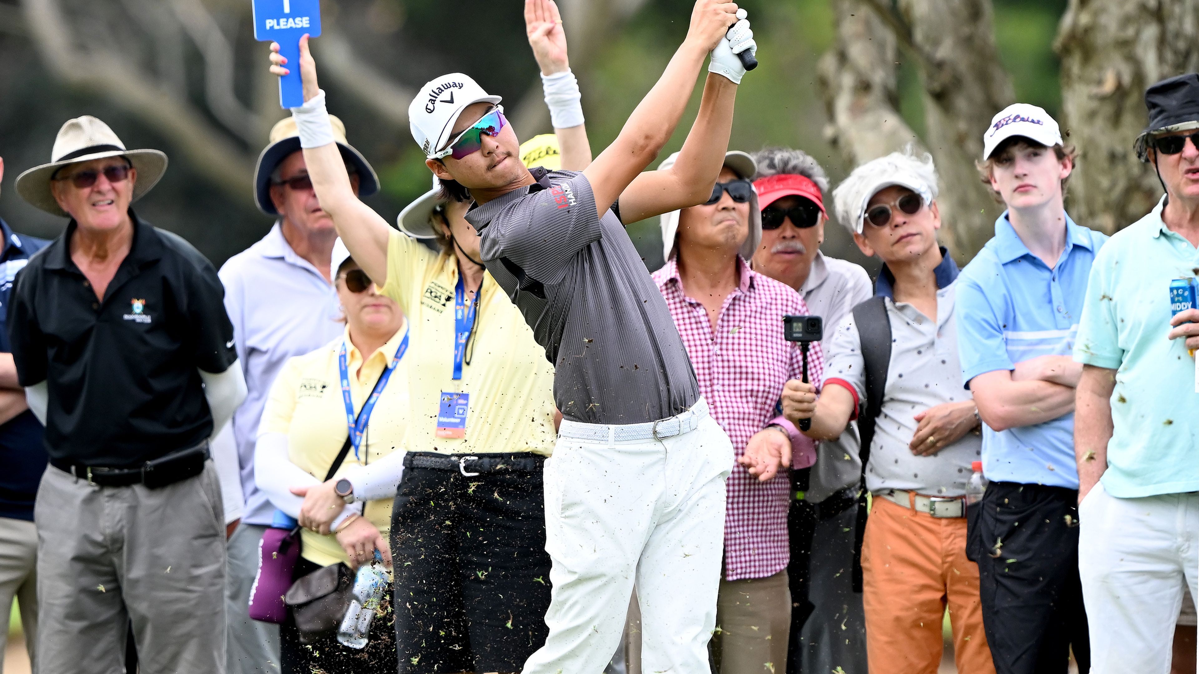 Rising star Min Woo Lee outshines big-name stars to lead Australian PGA Championship