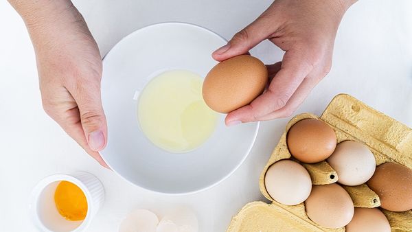 Separate egg whites and egg yolks hack cooking