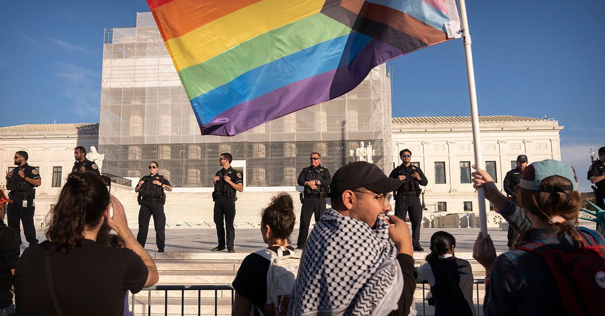 US Supreme Court considers overturning same-sex marriage ruling