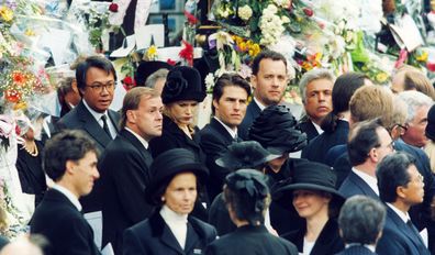 Tom and Nicole with crowd at Diana funeral