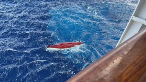 Brisbane man Tom Robinson was attempting to become the youngest person to row across the Pacific Ocean but has been rescued near Vanuatu.