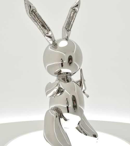 Koon's 'Rabbit' fetches record $91 million at NY auction