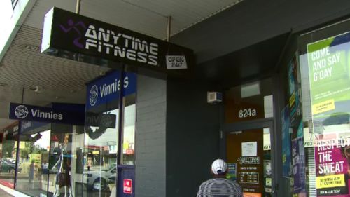 A man has been assaulted and attacked outside a gym in Melbourne's north. (9NEWS)