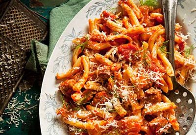 Italian sausage, fennel and tomato pasta