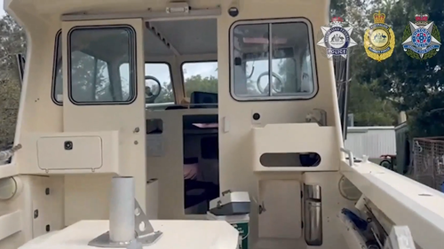 Nove homens acusados ​​de suposto envolvimento na importação de drogas de várias toneladas para Victoria