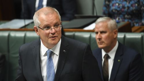 Scott Morrison's government has backed a motion to set up an anti-corruption watchdog.