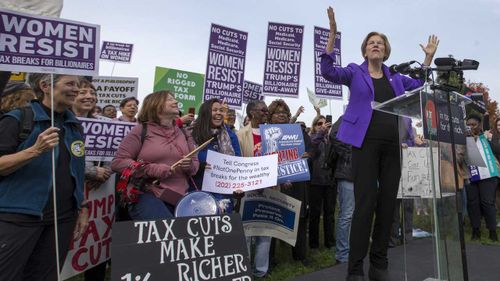 Senator Elizabeth Warren speaks at a rally outside Congress. (AAP)