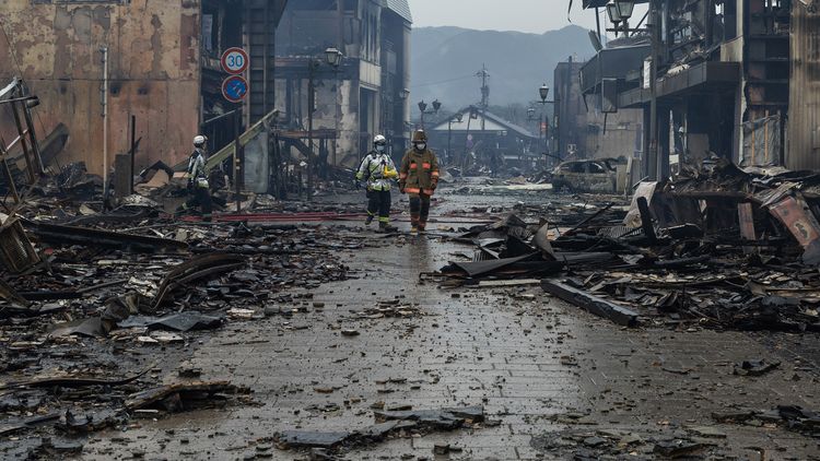 Japan earthquake: Death toll reaches 73 as rescuers race against time