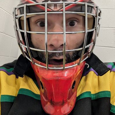 Mighty Ducks star Shaun Weiss back on ice skates for first time in 30 years