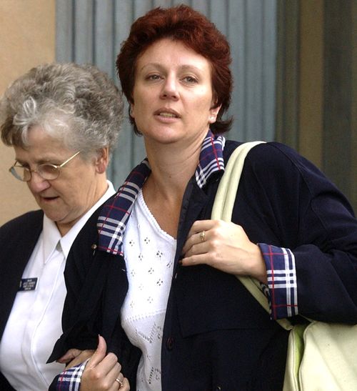 Kathleen Folbigg leaves the Supreme Court of NSW on April 3, 2003.  (AAP)