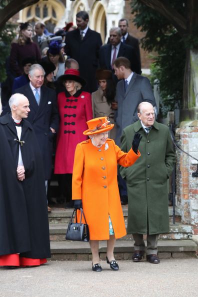 Queen Elizabeth and Prince Philip sign Christmas cards for royal staff  