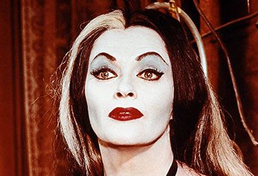 When did Yvonne De Carlo first appear as Lily Munster in The Munsters?