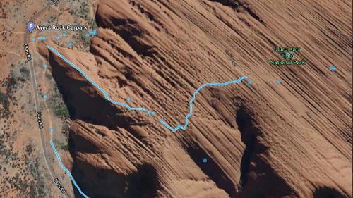 Uluru climb images on Google Maps