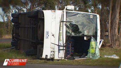 Quarante-cinq élèves de l'école primaire d'Exford ont été piégés à l'intérieur du bus.