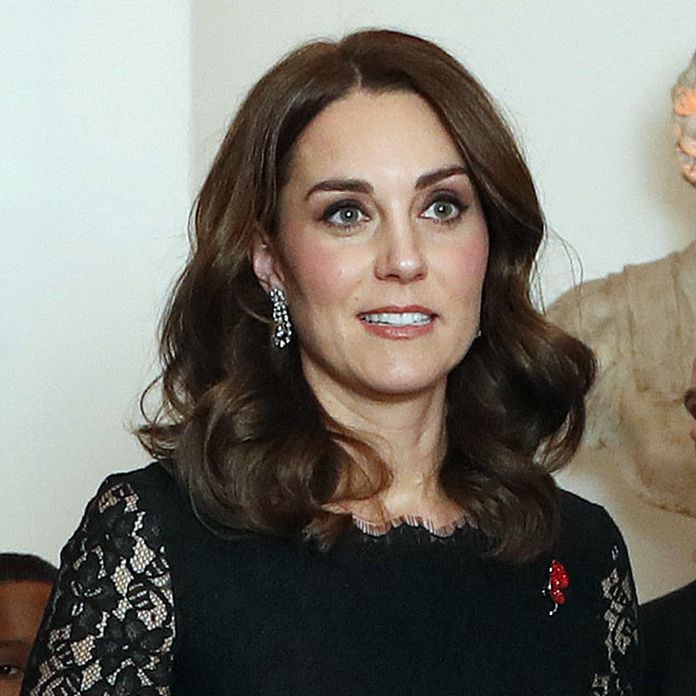Kate Middleton black lace dress resurfaces for charity gala - 9Honey