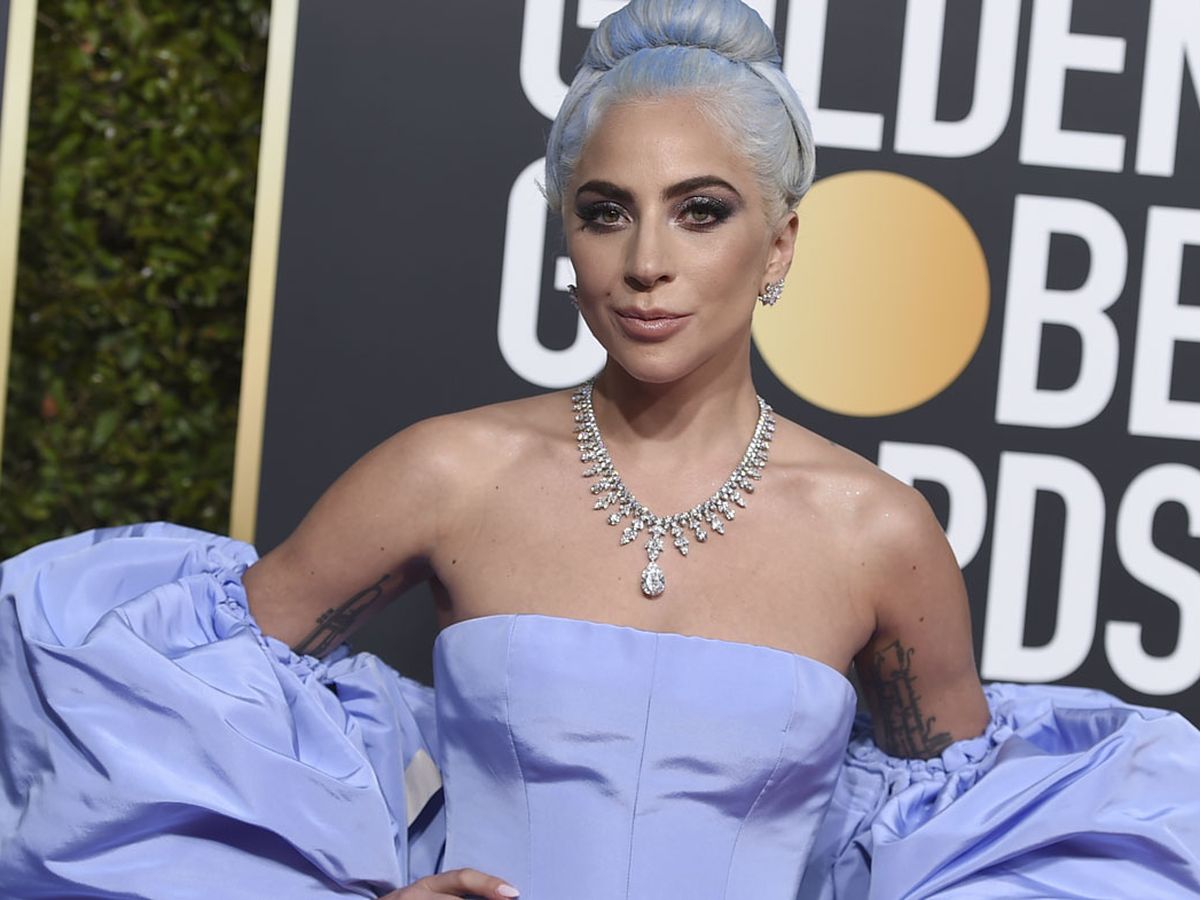 Golden Globes 2019: Lady Gaga's dress homage to Judy Garland - 9Style Golden Globes 2019: Lady Gaga's dress homage to Judy Garland - 9Style