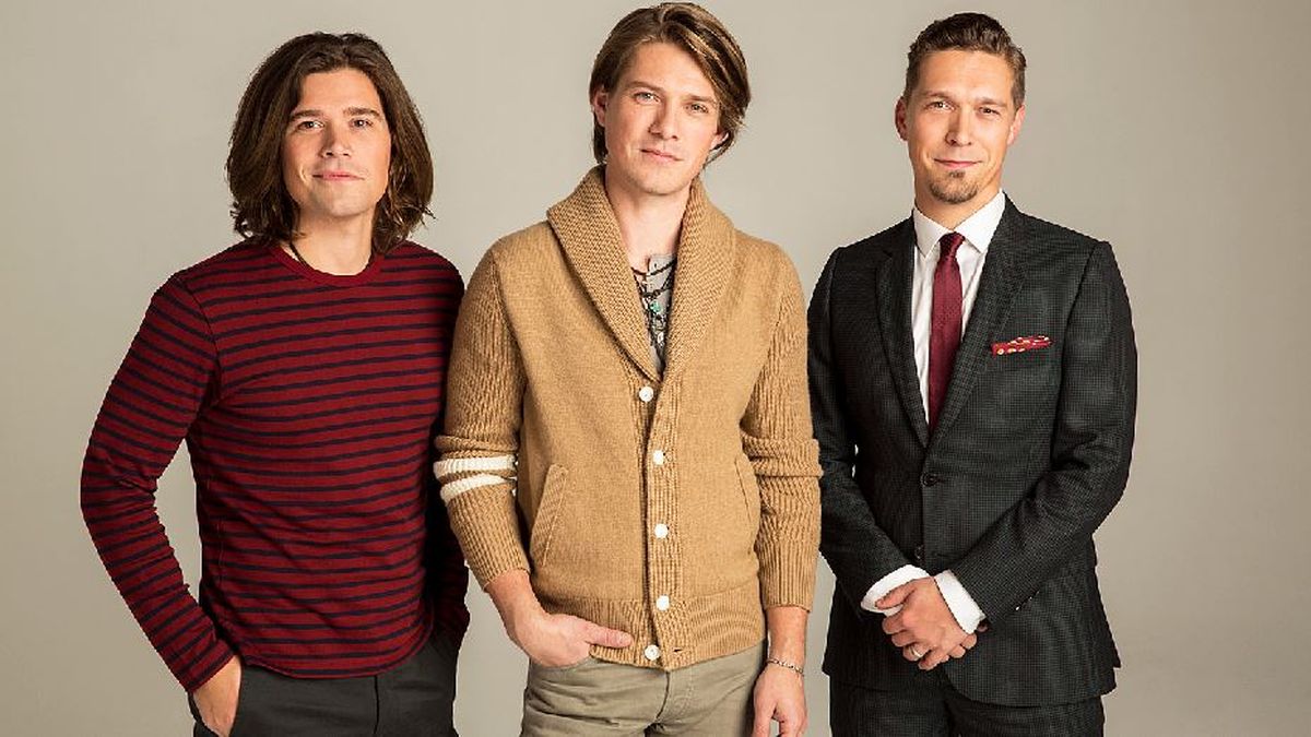 Hanson on avoiding the pitfalls of fame, says 'MMMBop's' success