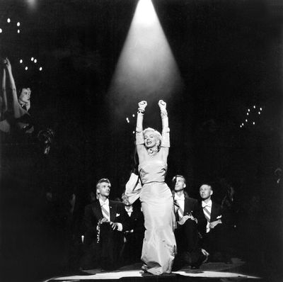 Marilyn launches to international stardom, 1953