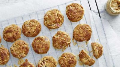Bacon and peanut butter cookies
