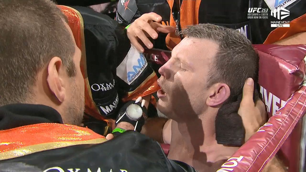 Jeff Horn's trainer Glenn Rushton fires back at critics over controversial ending in loss to Tim Tszyu