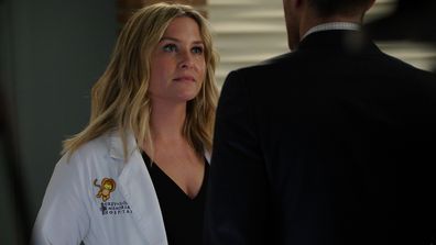 Jessica Capshaw to return as Arizona Robbins