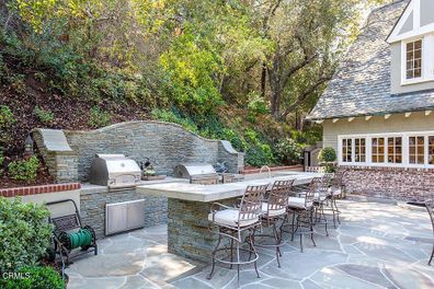 Actor Simon Helberg's Mediterranean Estate Makes a Big Bang