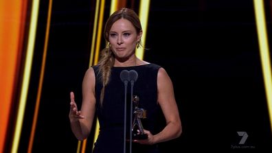 Ally Langdon wins Logie Award