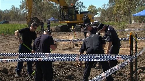 A search for the remains of Roxlyn Bowie commenced outside Walget today.