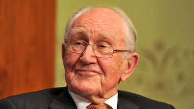 Australians pay tribute to Malcolm Fraser (Gallery)