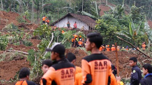 Indonesian landslide death toll rises to 39