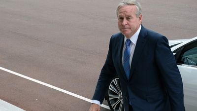 Ex-WA premier Barnett announces retirement