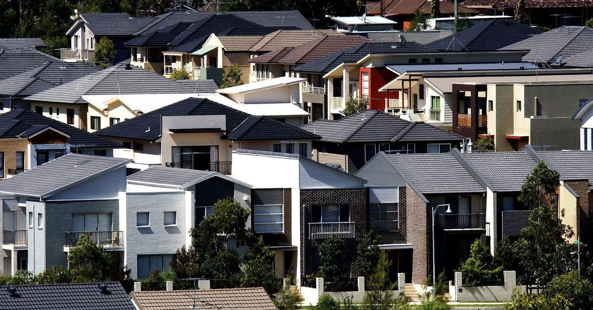 'Cold shower' for mortgage holders: Experts' gloomy rates' forecast