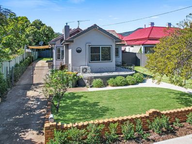 Tamworth investment property 98A Marius Street Tamworth