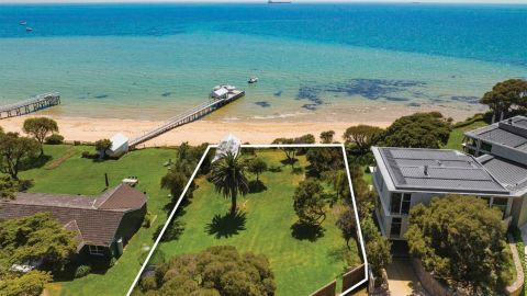 shed on vacant land luxury beachfront living victoria 17 million domain 