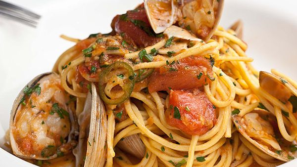 Spaghetti alle vongole with chilli, confit garlic and cherry tomatoes