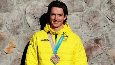 Scotty cleans up bronze in epic won by USA legend